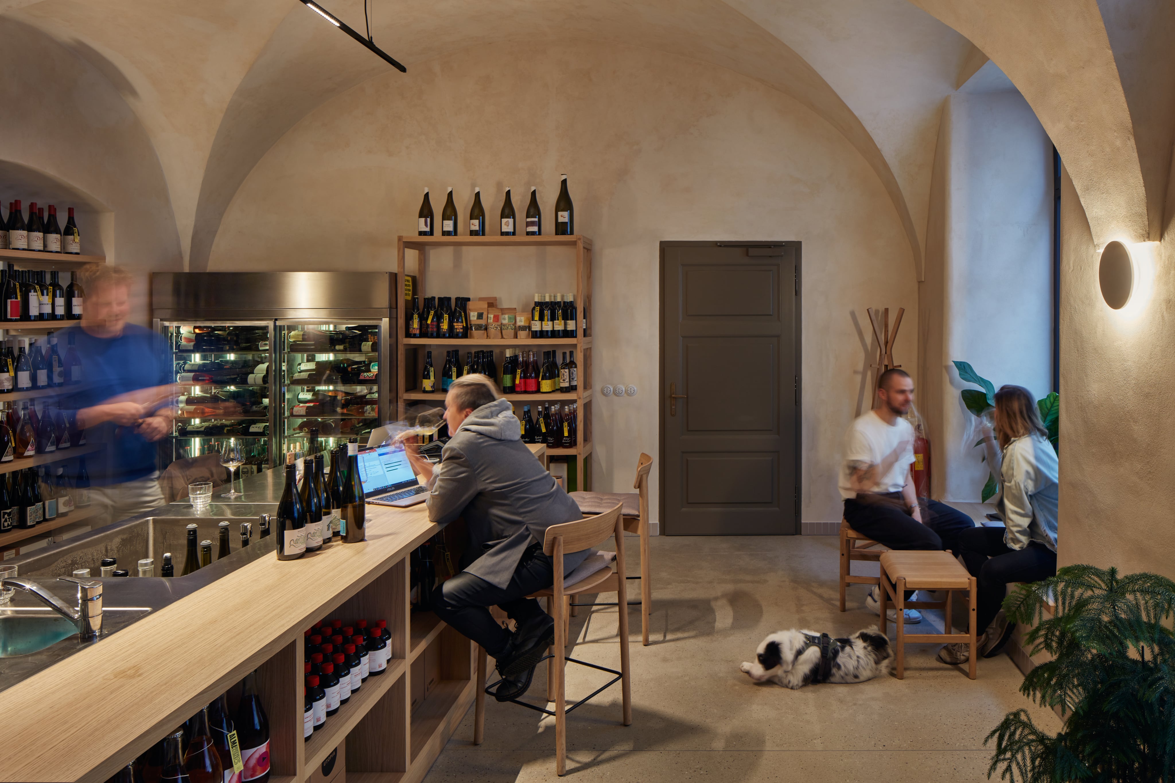 alma_wines_kamenna_prodejna_praha_1
